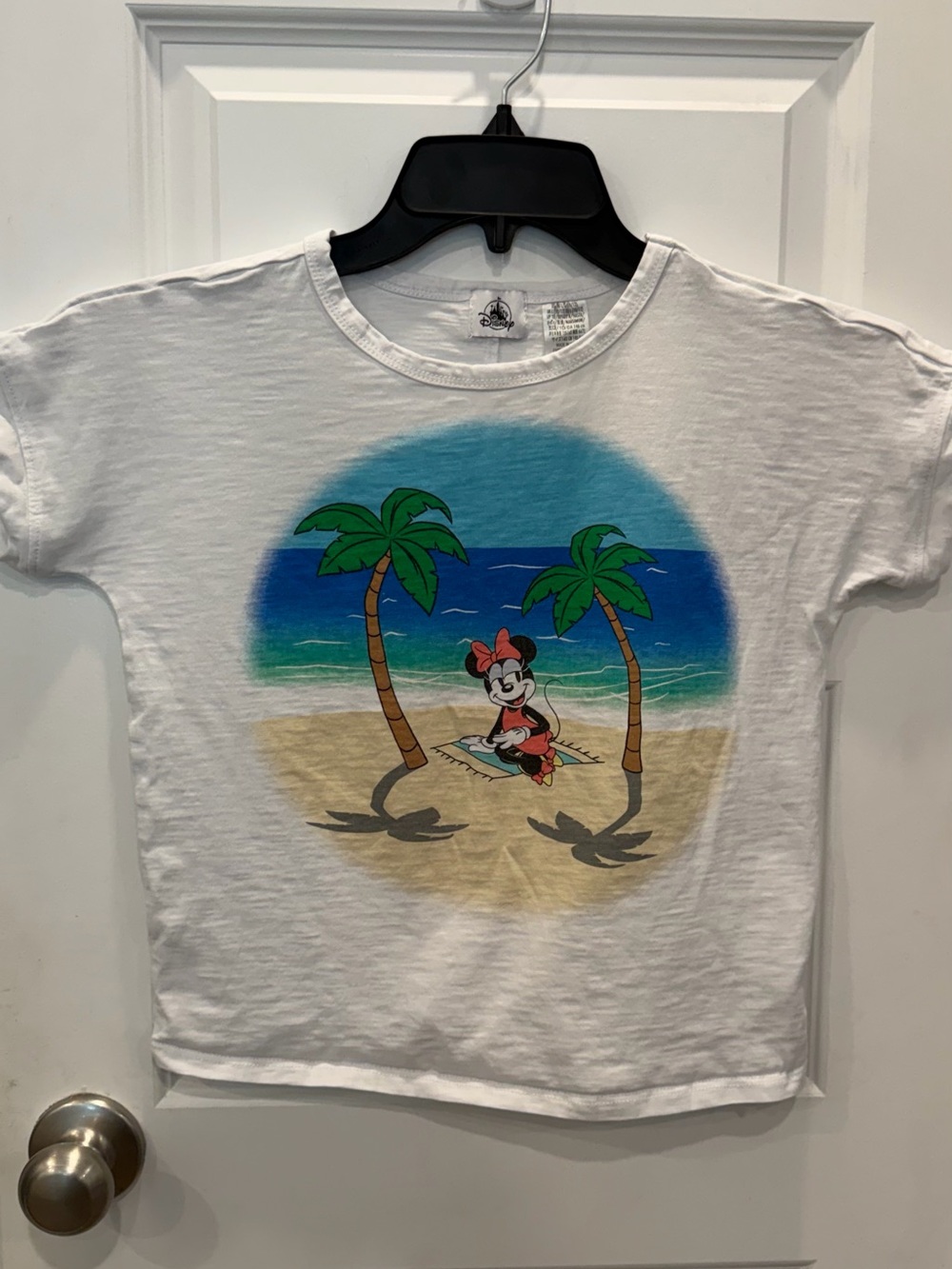 Disney White Minnie Mouse Beach Graphic Tee with Blue and Green Print